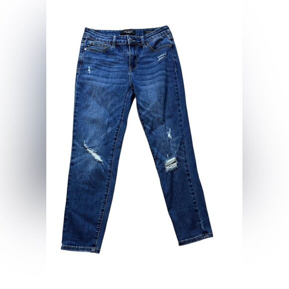 Judy Blue Denim Relaxed Fit Jeans - Picture 2 of 7